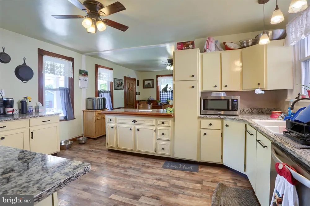 3947 W MAIN STREET Belleville, PA 17004