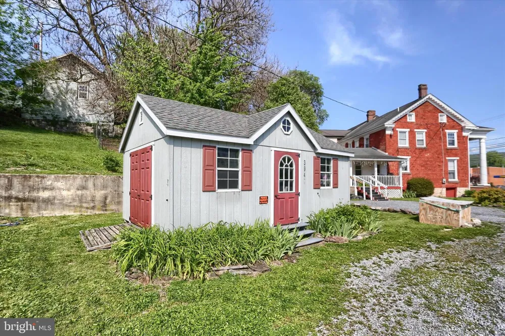 3947 W MAIN STREET Belleville, PA 17004