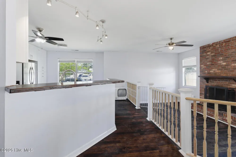 2619 Idlebrook Circle Midway Park, NC 28544
