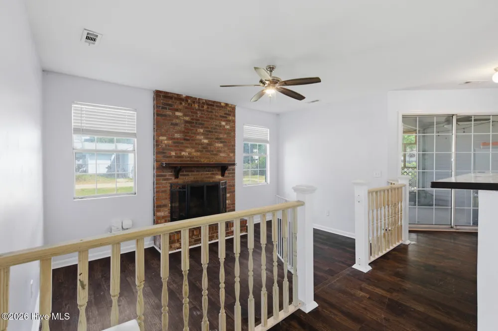 2619 Idlebrook Circle Midway Park, NC 28544