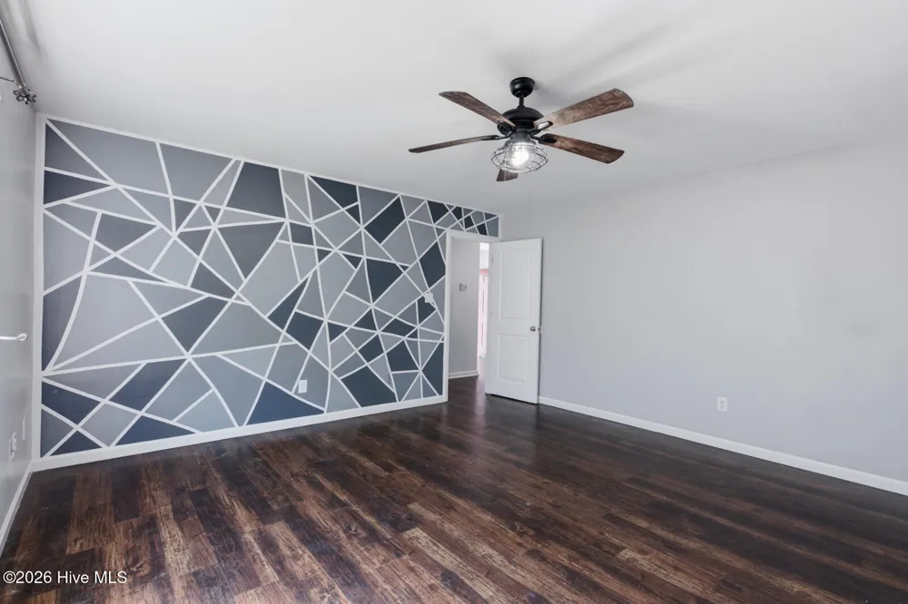 2619 Idlebrook Circle Midway Park, NC 28544