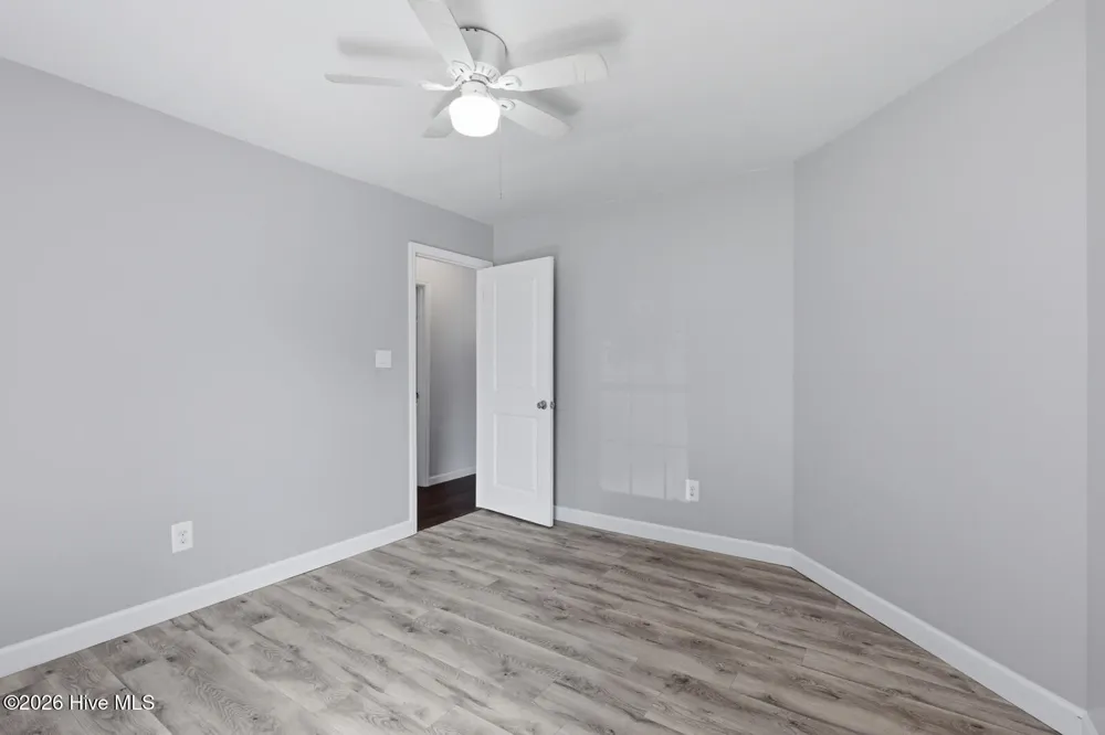 2619 Idlebrook Circle Midway Park, NC 28544