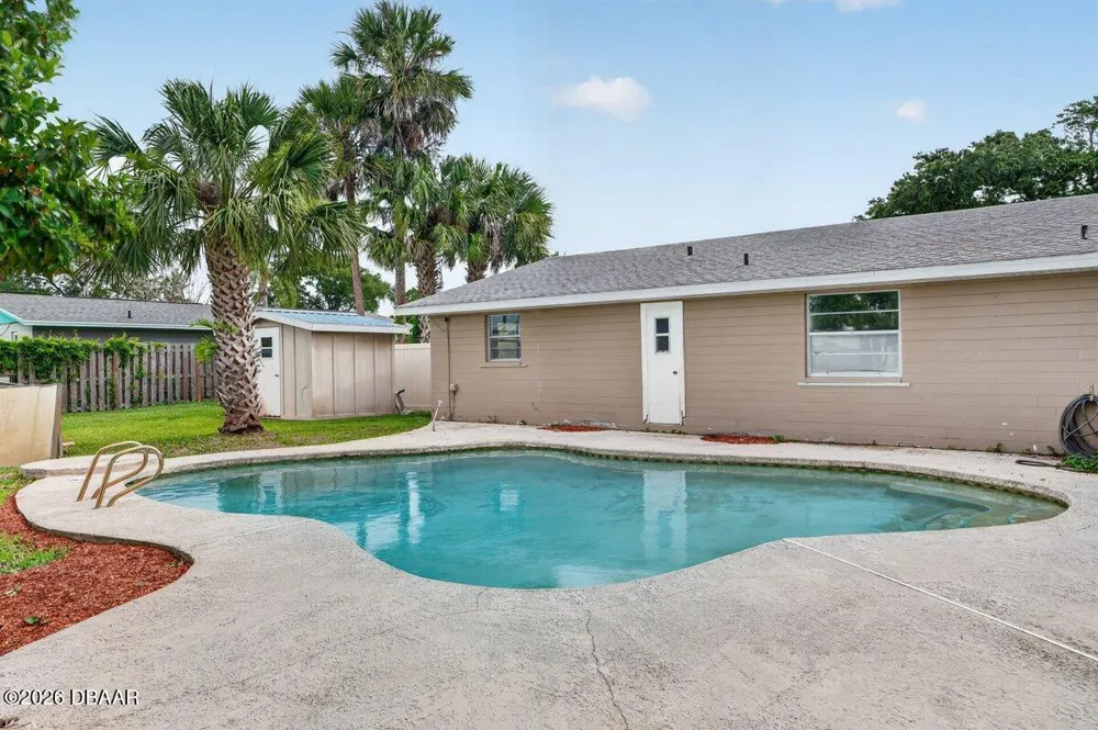 2342 Citrus Avenue South Daytona, FL 32119