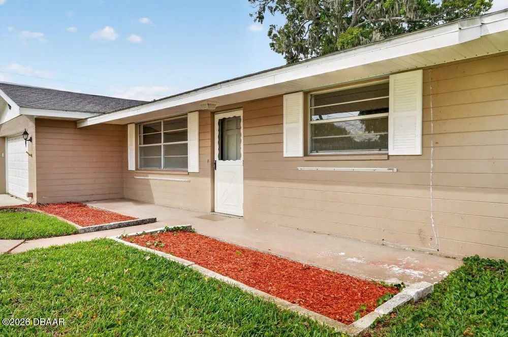 2342 Citrus Avenue South Daytona, FL 32119
