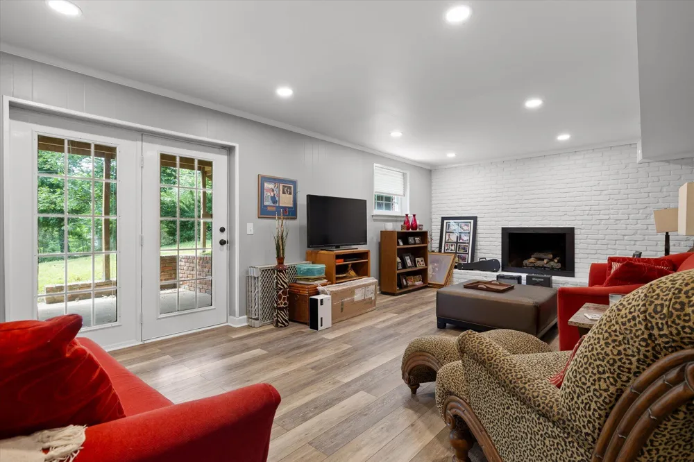 8611 Clearwood Road Chattanooga, TN 37421