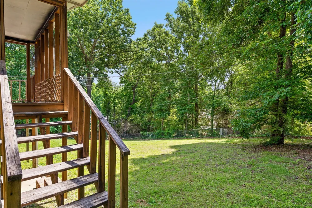 8611 Clearwood Road Chattanooga, TN 37421