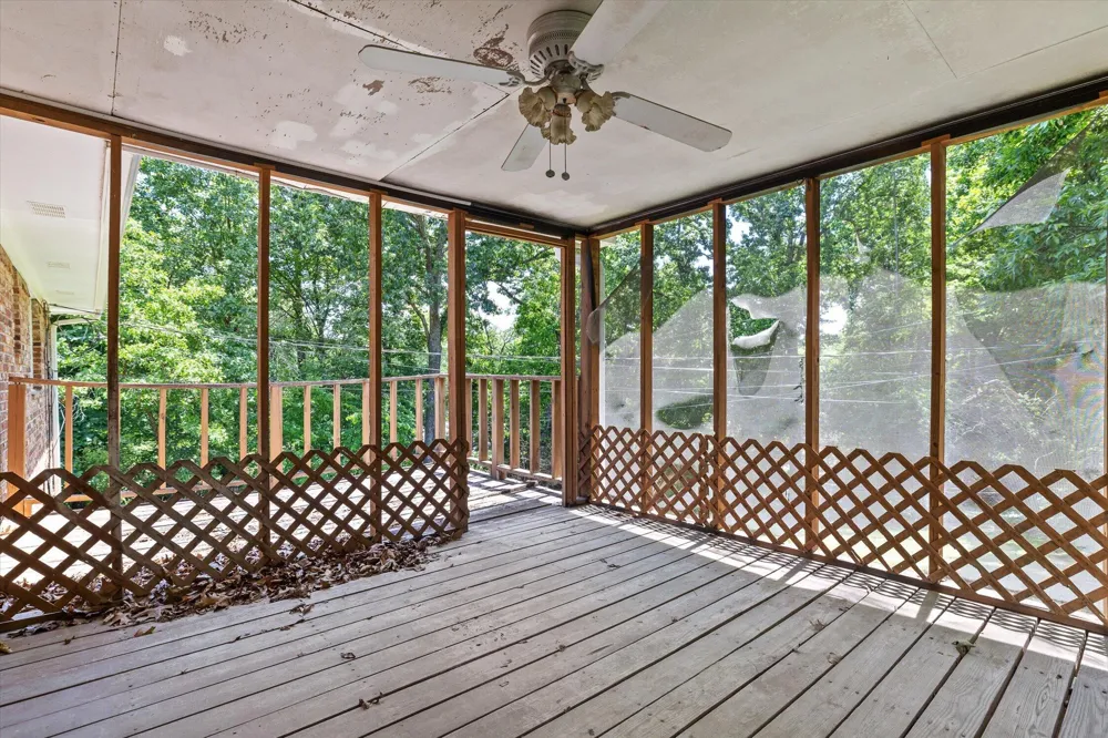 8611 Clearwood Road Chattanooga, TN 37421
