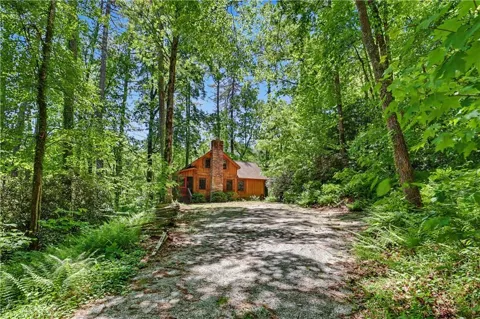 102 Moses Road