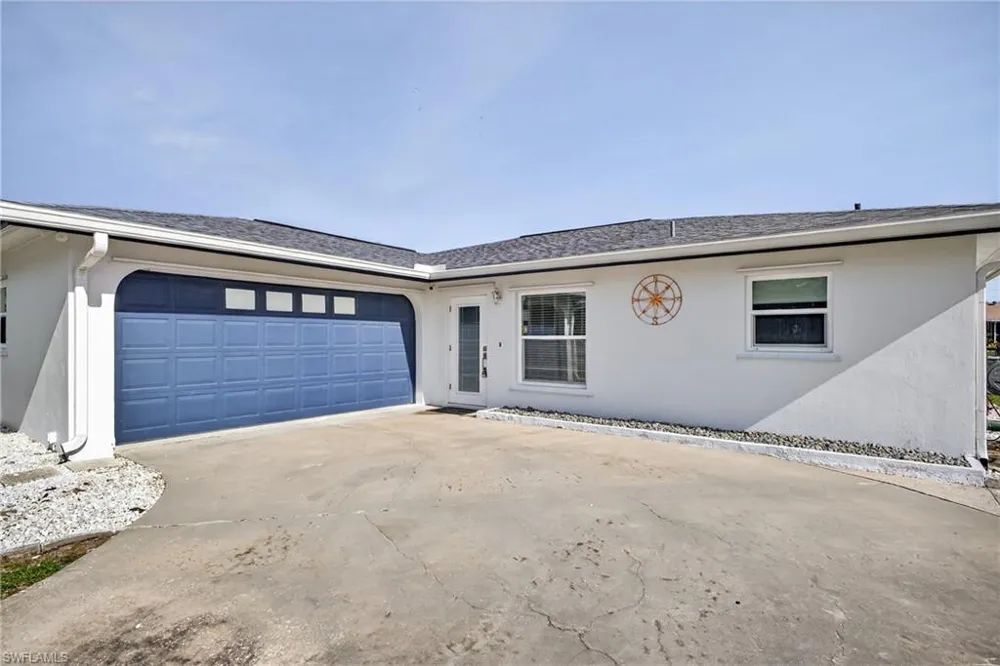 27256 San Marino Drive S Punta Gorda, FL 33983