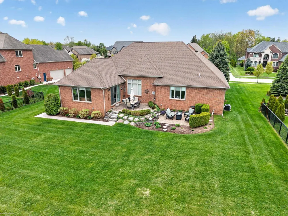 62734 Morningside Drive Washington Township, MI 48094