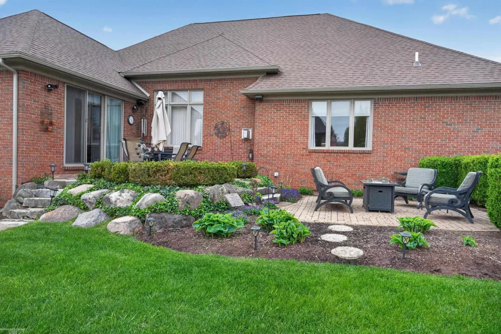 62734 Morningside Drive Washington Township, MI 48094