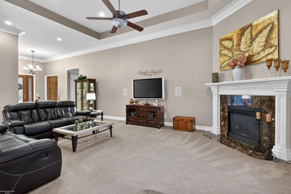 62734 Morningside Drive Washington Township, MI 48094