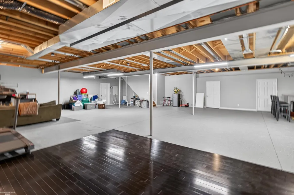 62734 Morningside Drive Washington Township, MI 48094