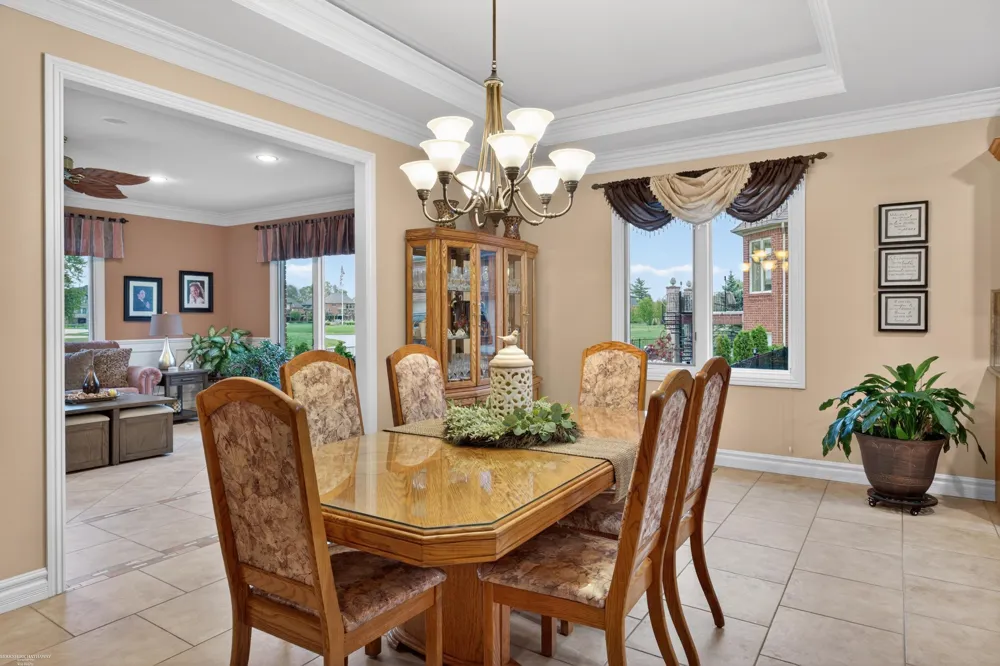 62734 Morningside Drive Washington Township, MI 48094