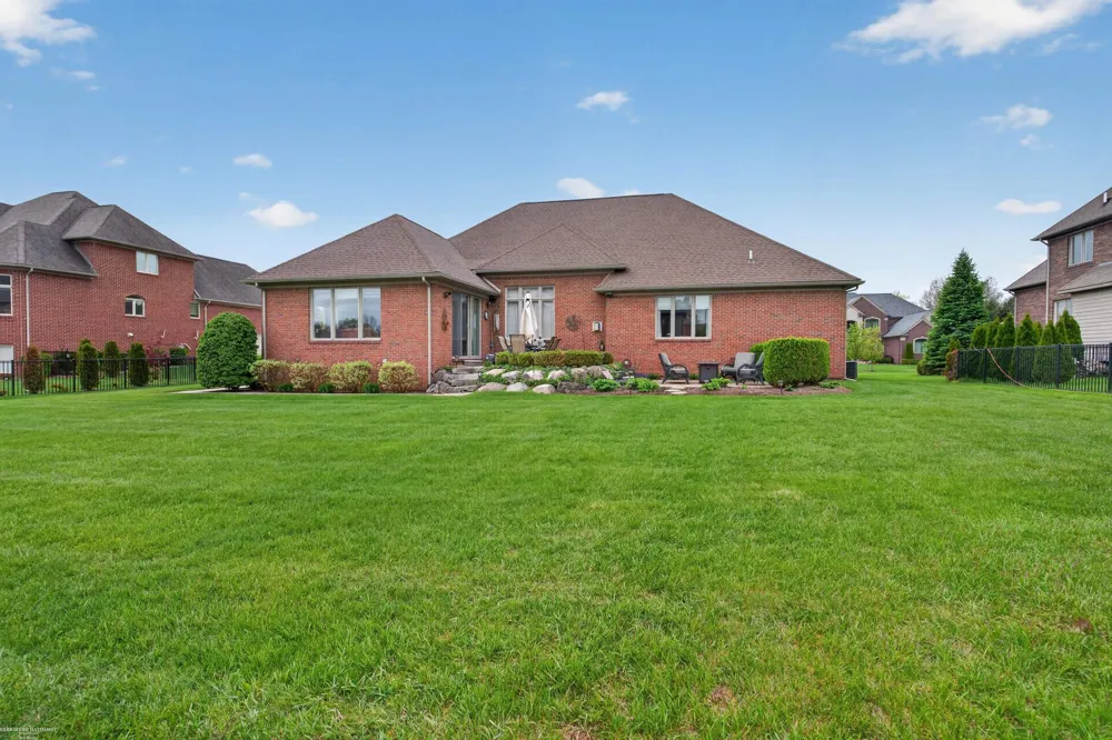62734 Morningside Drive Washington Township, MI 48094