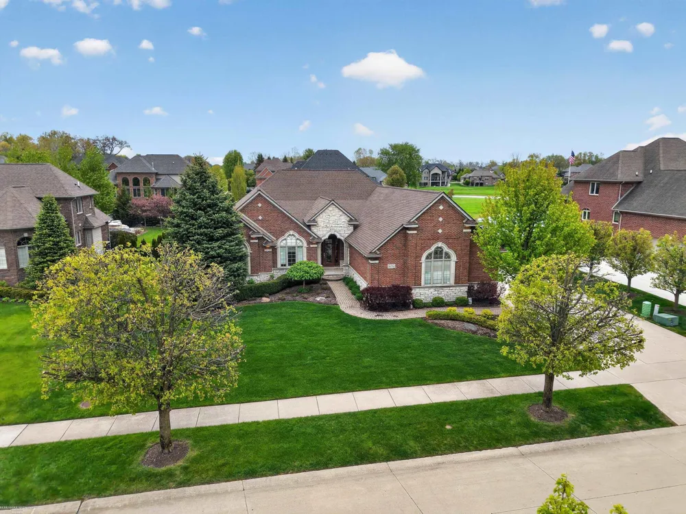 62734 Morningside Drive Washington Township, MI 48094