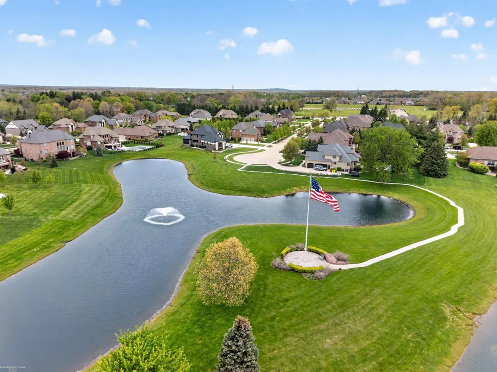 62734 Morningside Drive Washington Township, MI 48094