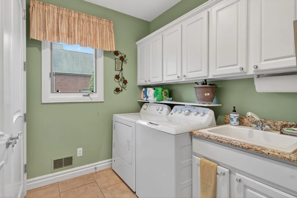62734 Morningside Drive Washington Township, MI 48094
