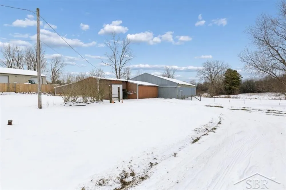 6431 Whitmore Lake Road Northfield Township, MI 48189