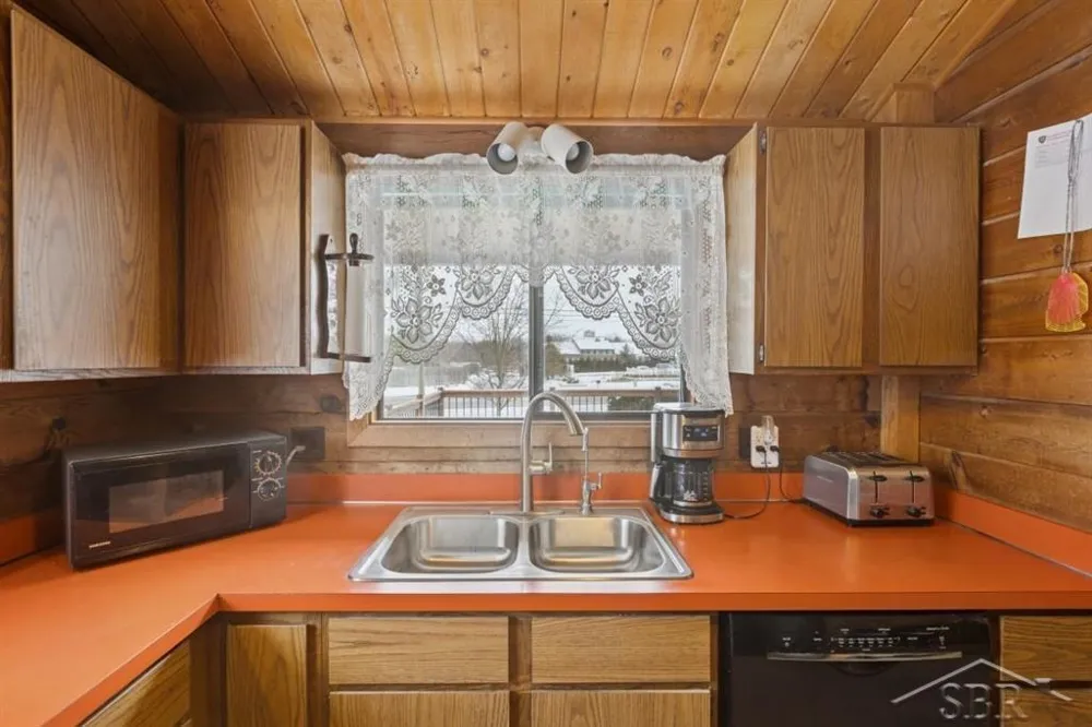 6431 Whitmore Lake Road Northfield Township, MI 48189