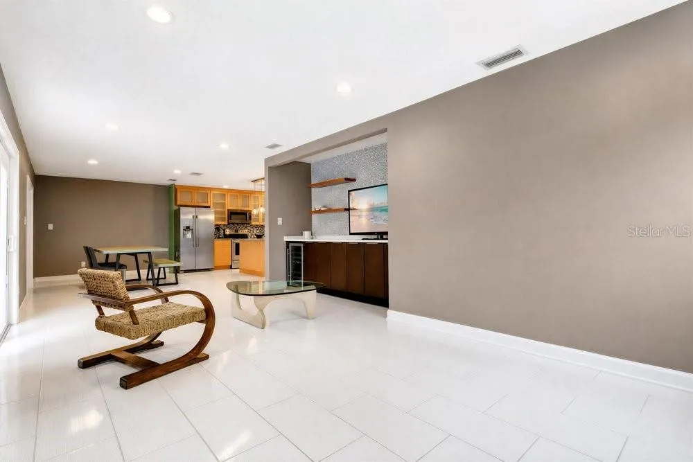 514 BAKER STREET Orlando, FL 32806