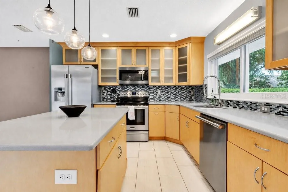 514 BAKER STREET Orlando, FL 32806