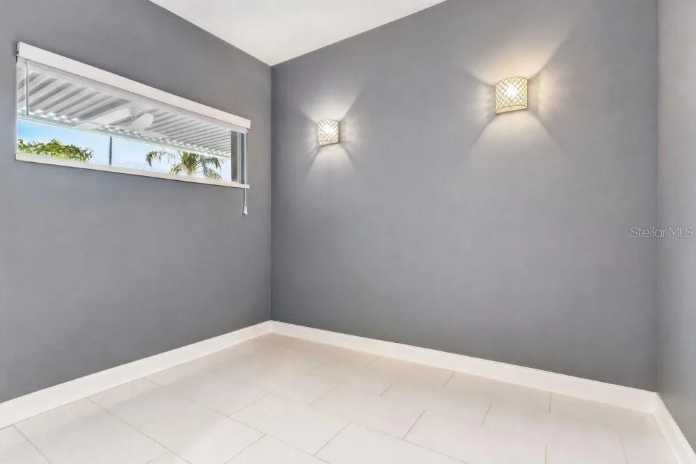 514 BAKER STREET Orlando, FL 32806