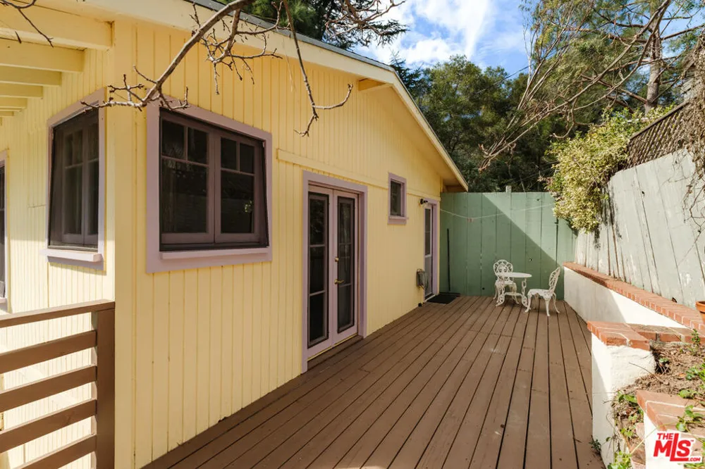 922 Old Topanga Canyon Road Topanga, CA 90290