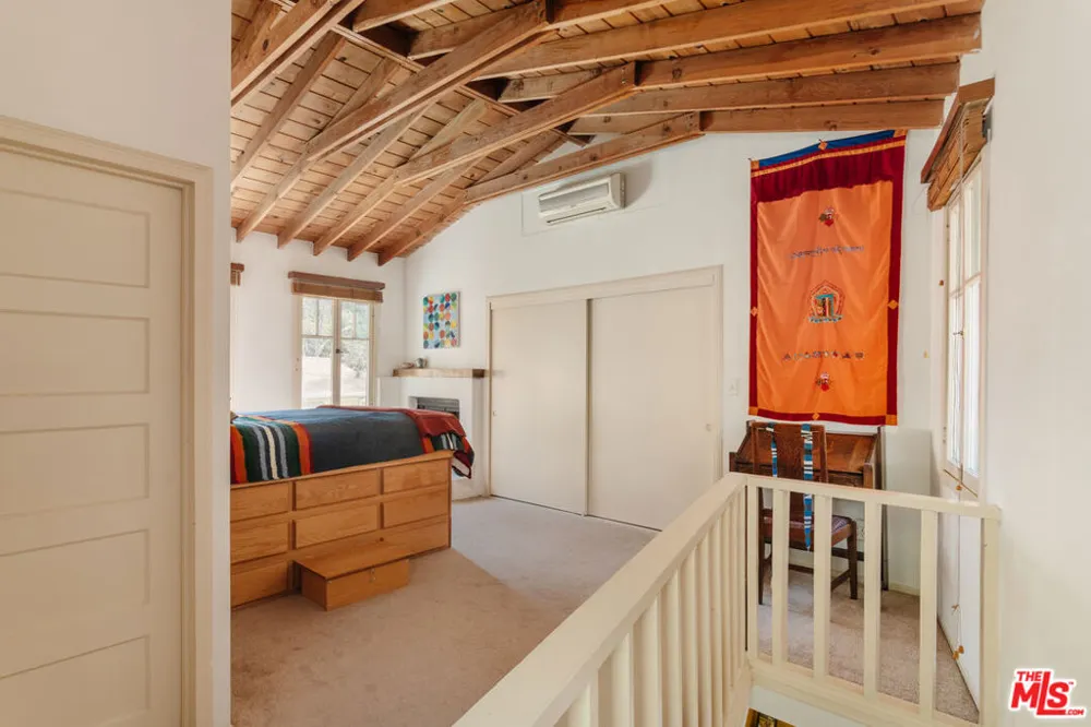 922 Old Topanga Canyon Road Topanga, CA 90290
