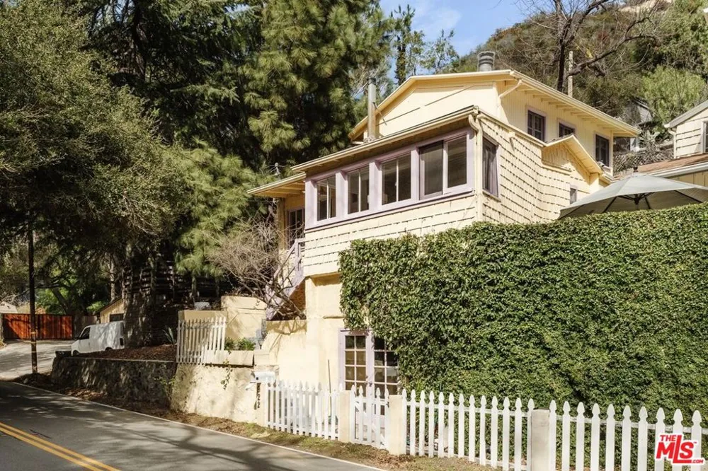 922 Old Topanga Canyon Road Topanga, CA 90290