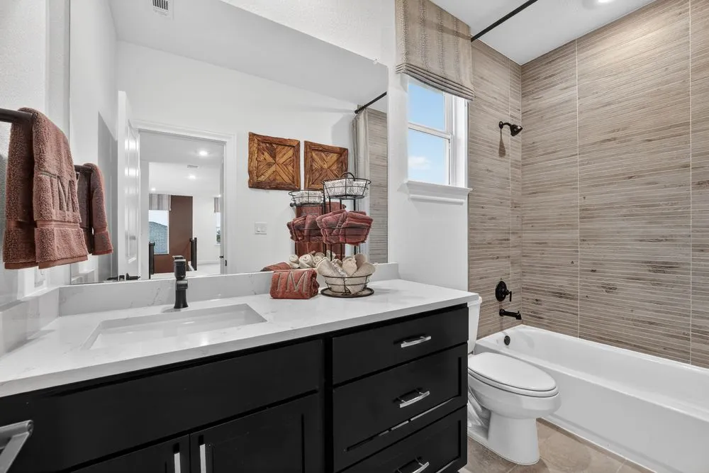 469 Emerald Walk Loop Dripping Springs, TX 78620