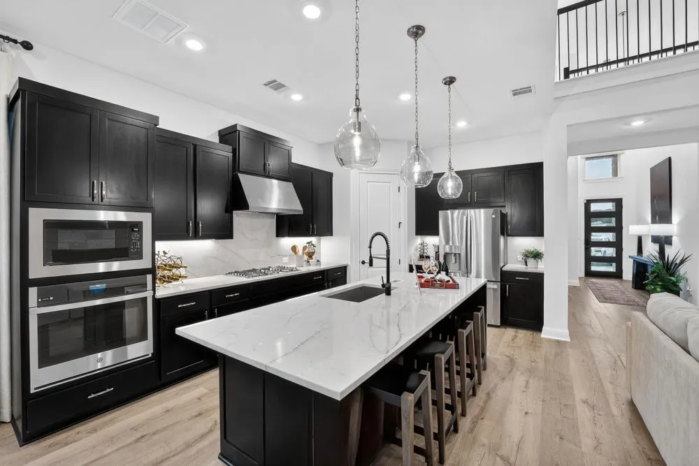 469 Emerald Walk Loop Dripping Springs, TX 78620