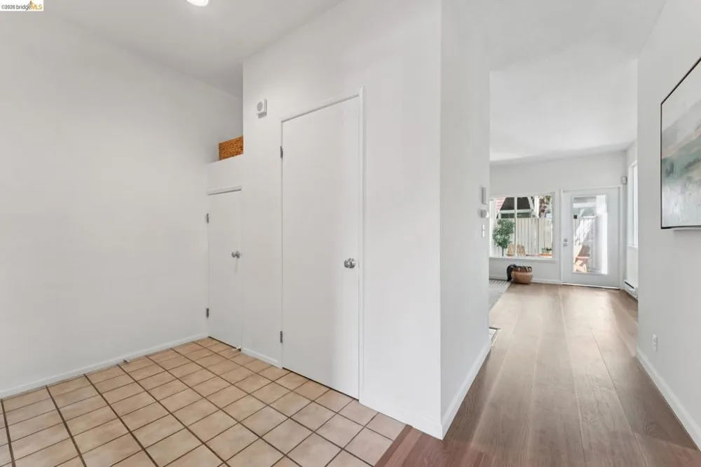 145 Bayside Ct Richmond, CA 94804