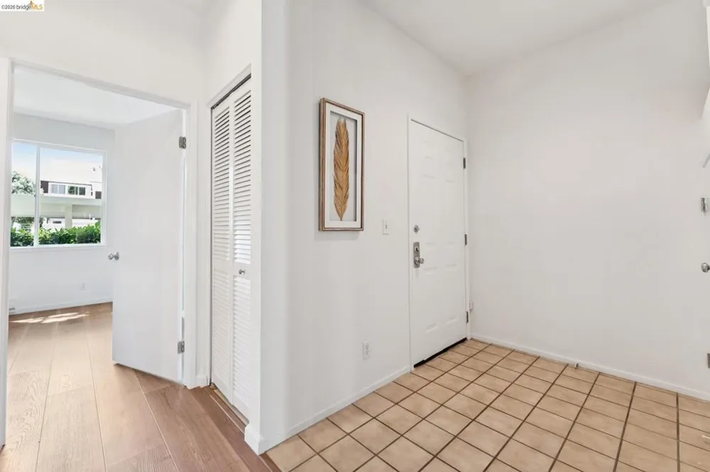 145 Bayside Ct Richmond, CA 94804