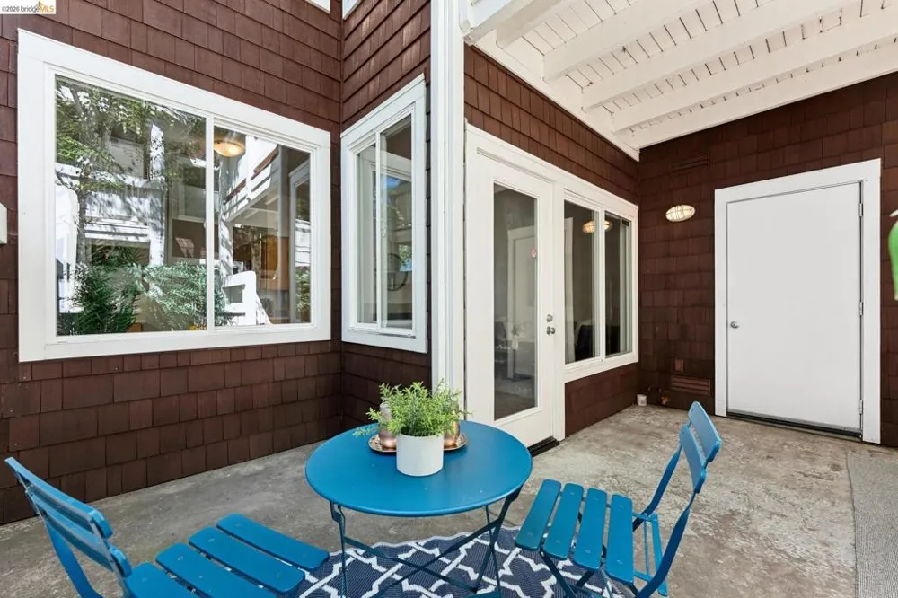 145 Bayside Ct Richmond, CA 94804