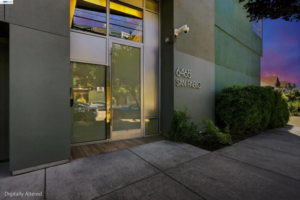 6465 San Pablo Ave #3-2 Oakland, CA 94608