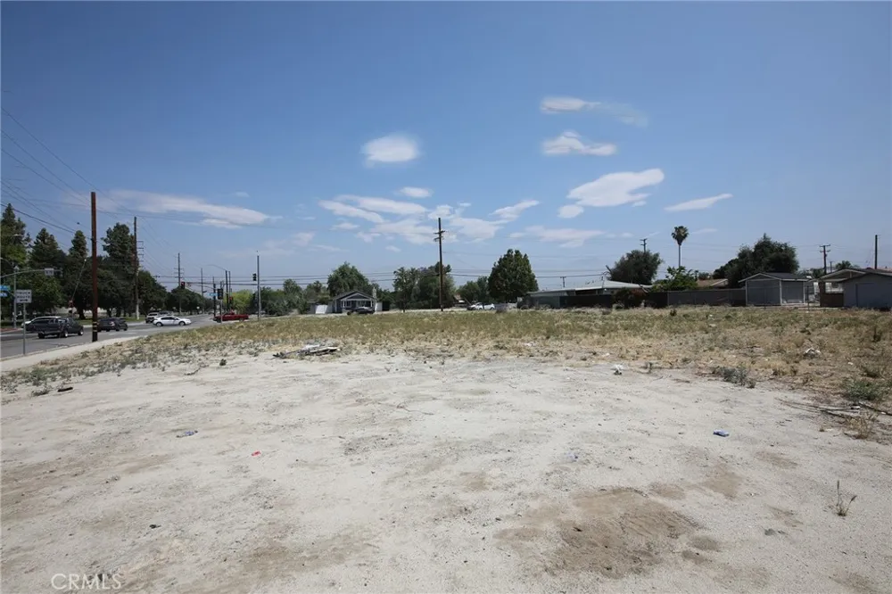 E Lugonia Redlands, CA 92374