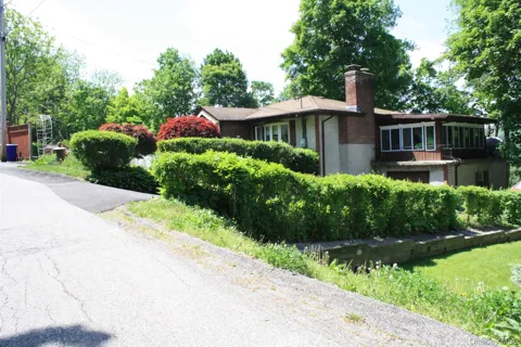 37 Valhalla Road