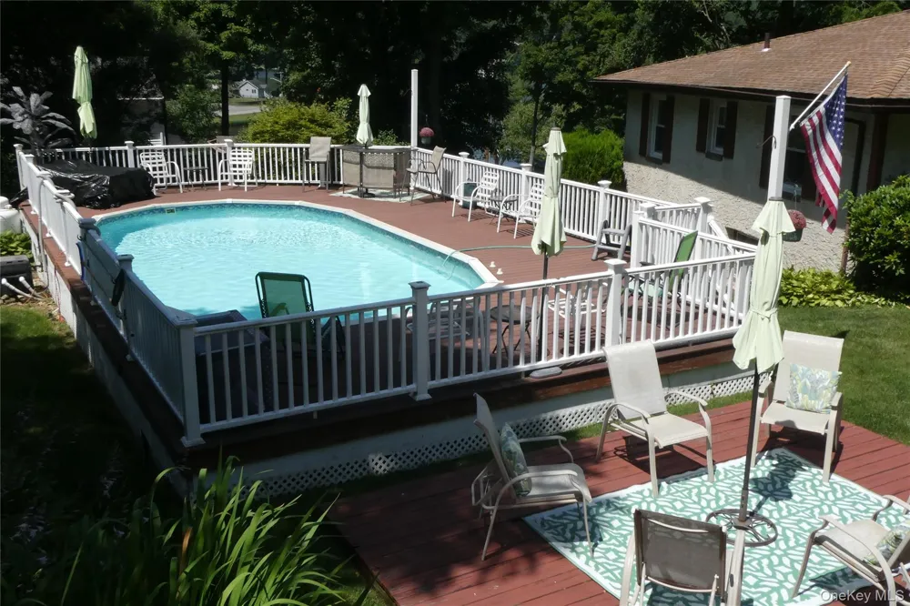 37 Valhalla Road Carmel, NY 10512