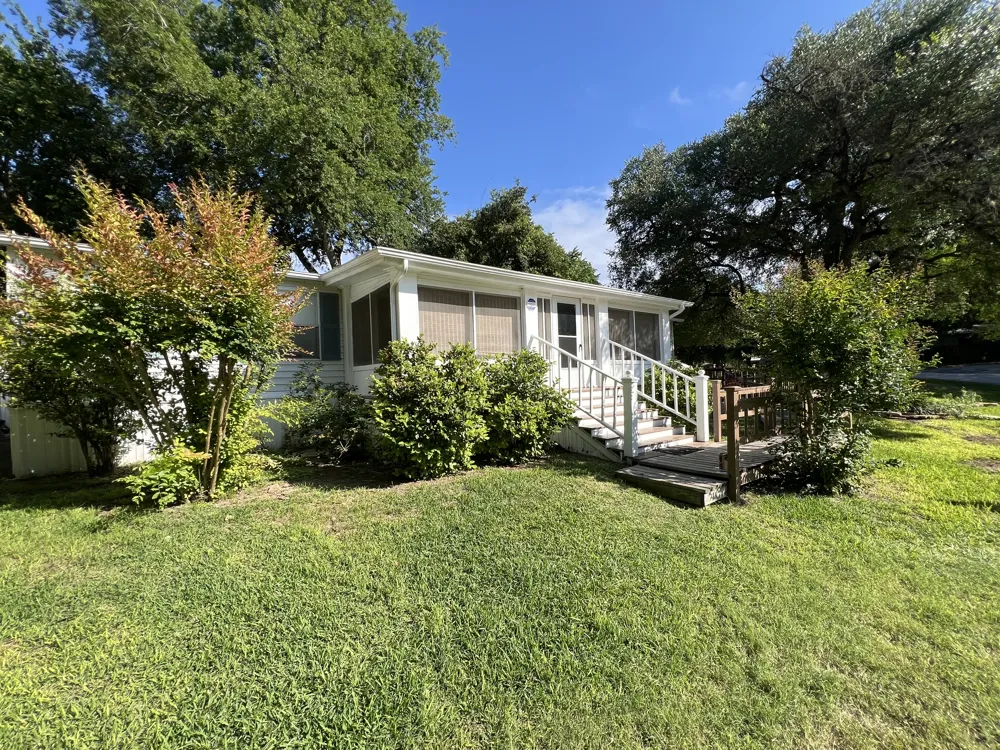 356 River Bend Drive New Braunfels, TX 78130