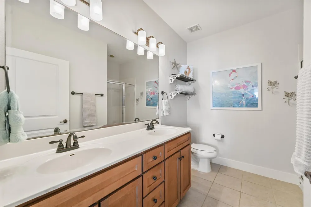 4231 Pointe West Drive #302 Galveston, TX 77554