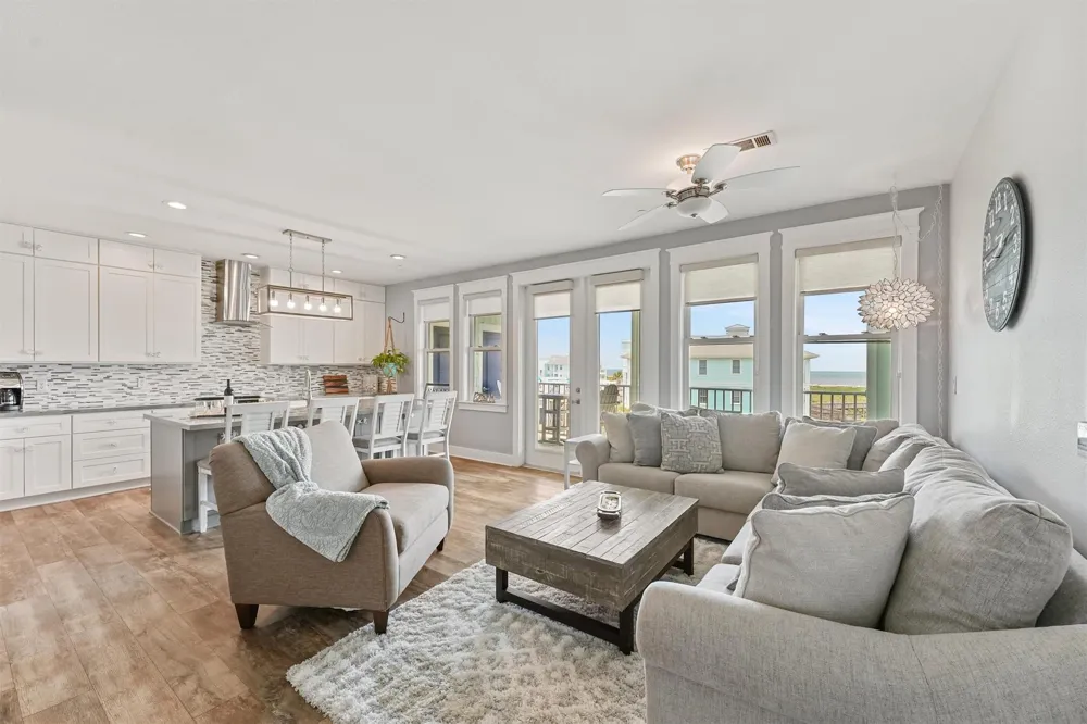 4231 Pointe West Drive #302 Galveston, TX 77554
