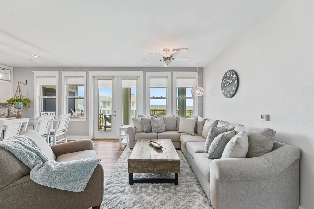 4231 Pointe West Drive #302 Galveston, TX 77554