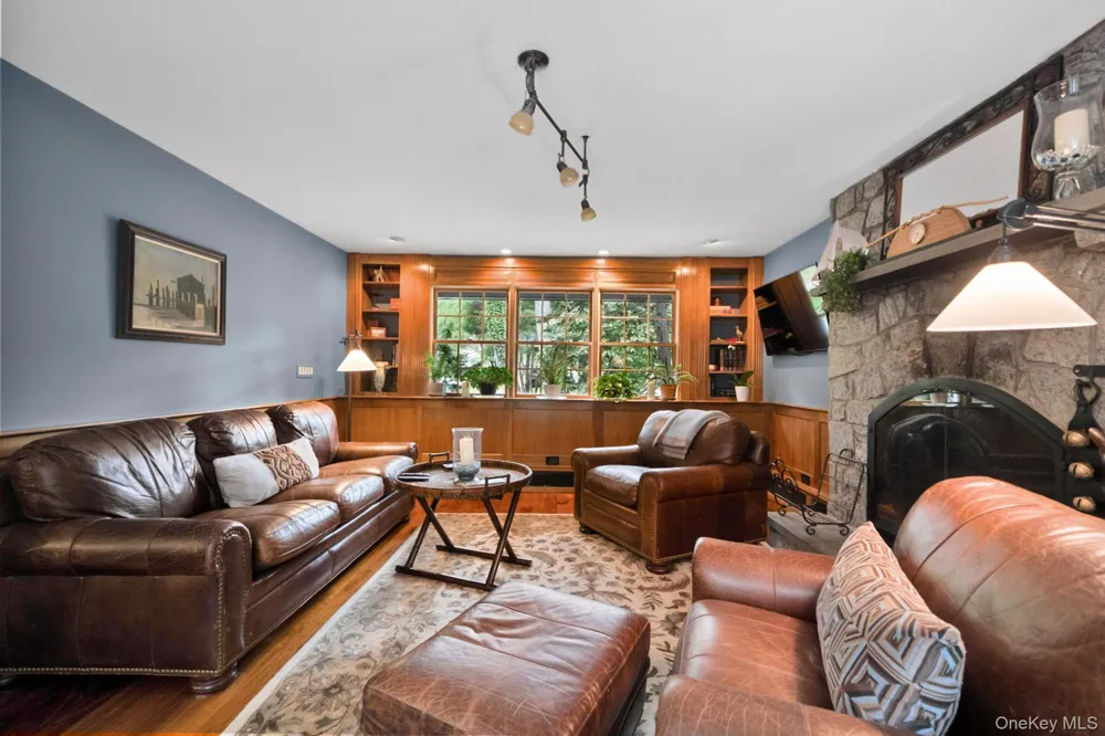 6 Prairie Lane Brookhaven, NY 11719
