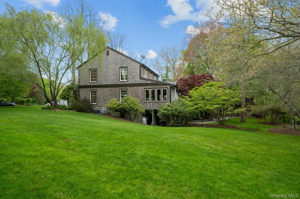 6 Prairie Lane Brookhaven, NY 11719