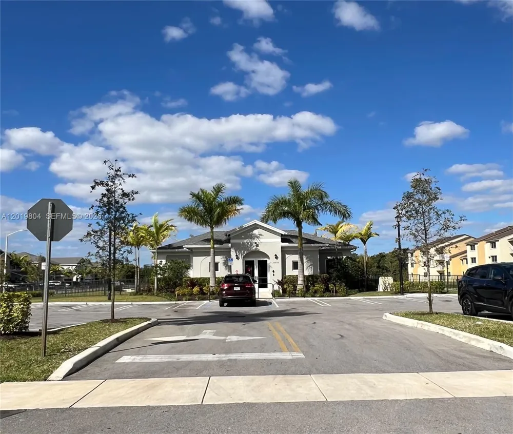 1088 NW 208th Ter #1088 Miami Gardens, FL 33169
