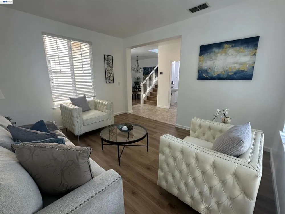 140 W Brilloso Ln Mountain House, CA 95391