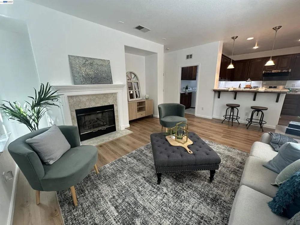 140 W Brilloso Ln Mountain House, CA 95391