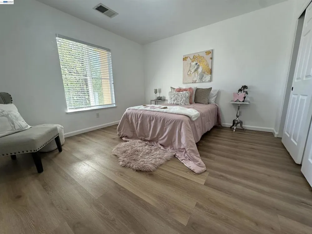 140 W Brilloso Ln Mountain House, CA 95391