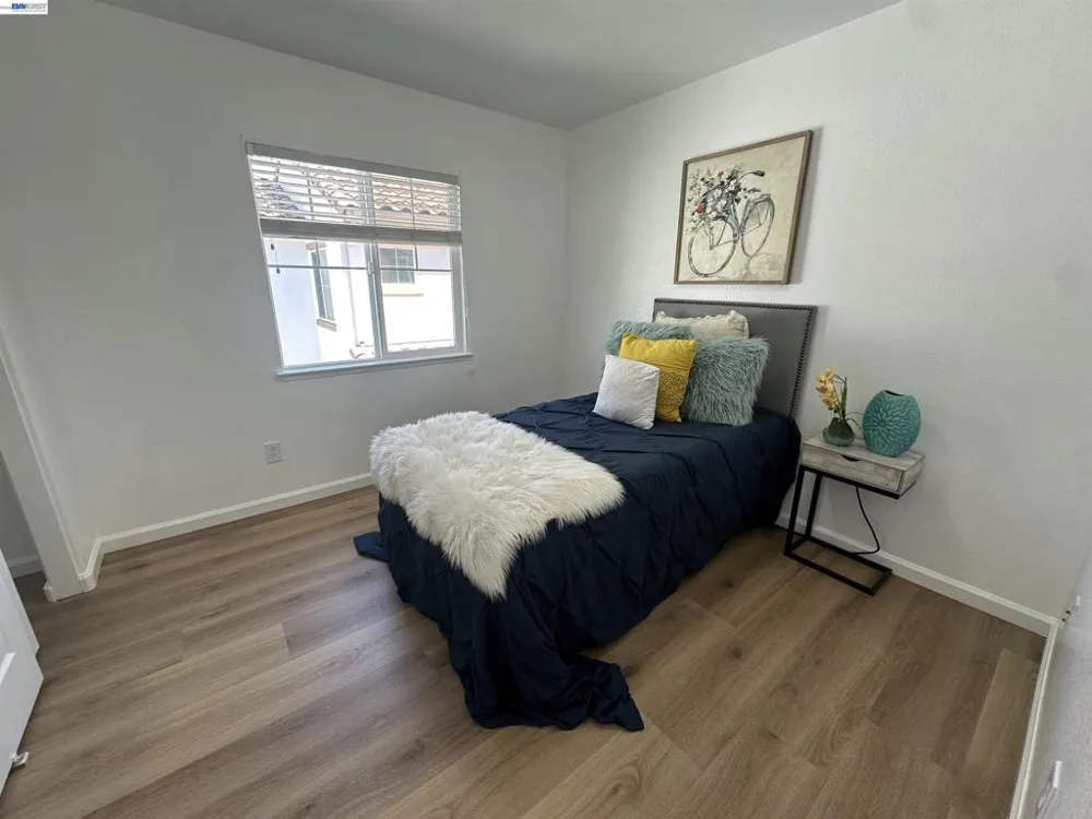 140 W Brilloso Ln Mountain House, CA 95391